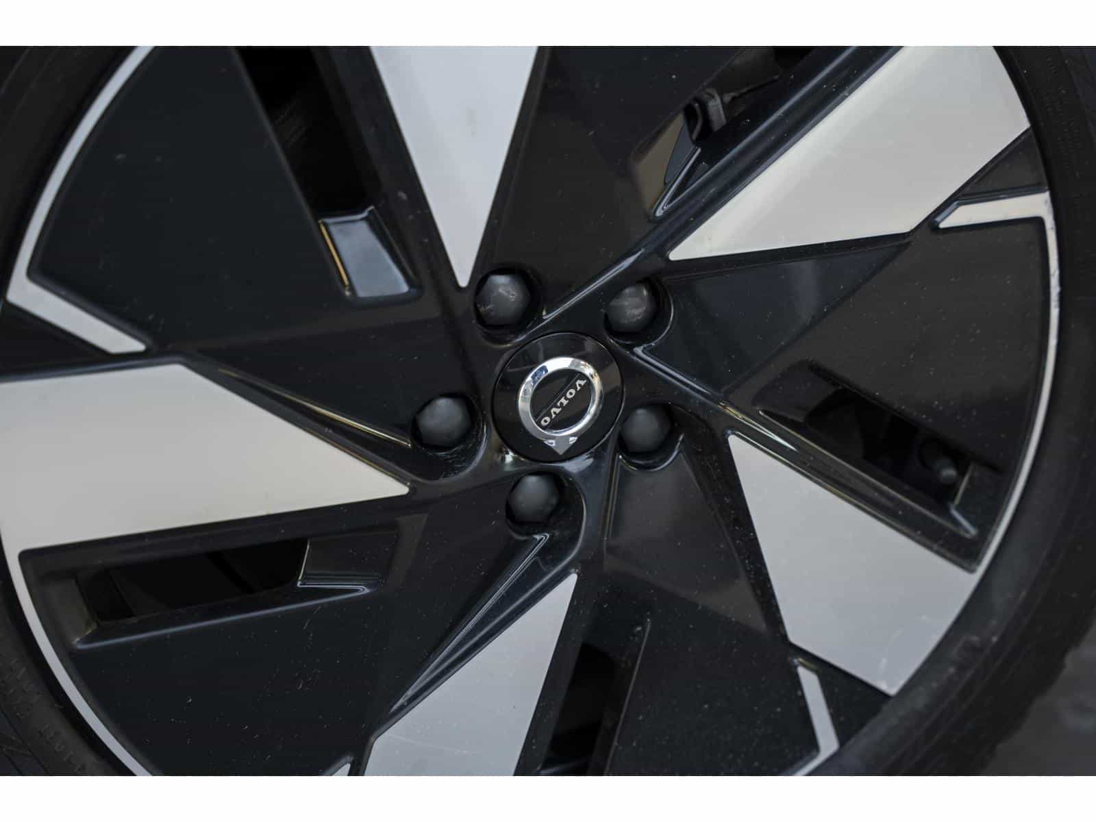 Image 6 Volvo C40 Recharge TWIN Plus 2024