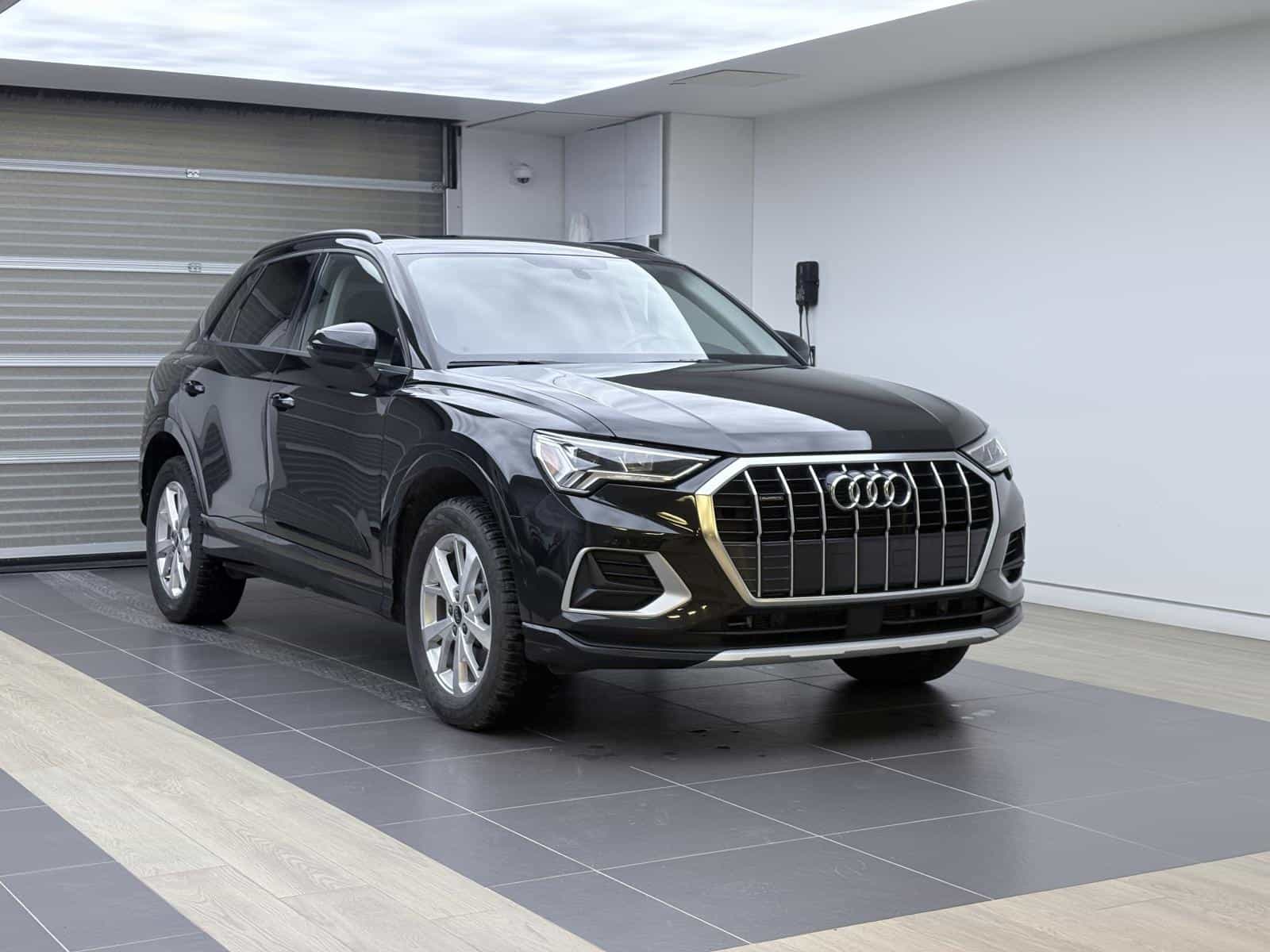 Image 1 Audi Q3 Komfort 45 2023