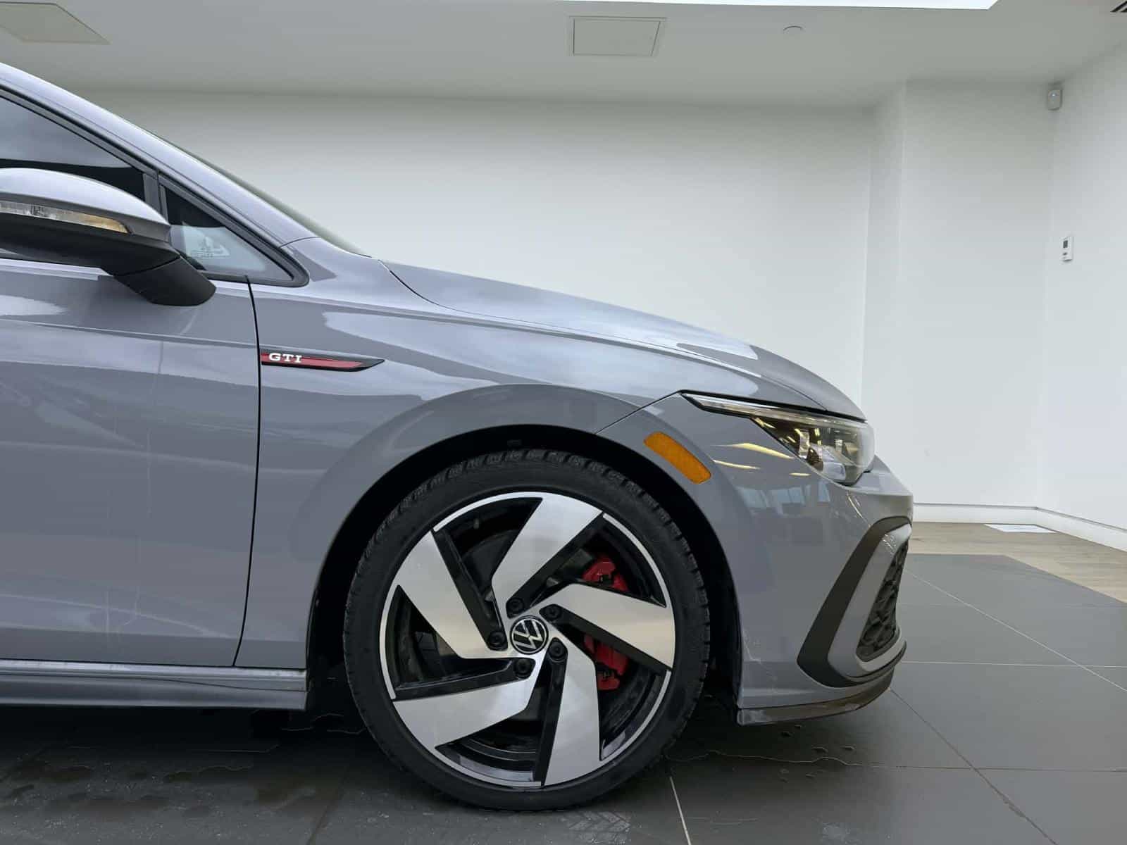 2022 Volkswagen GTI Autobahn - Image 2