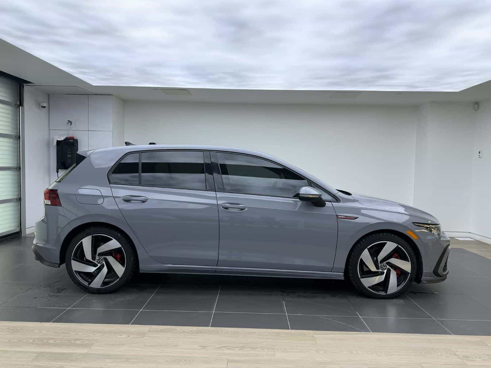 2022 Volkswagen GTI Autobahn - Image 3