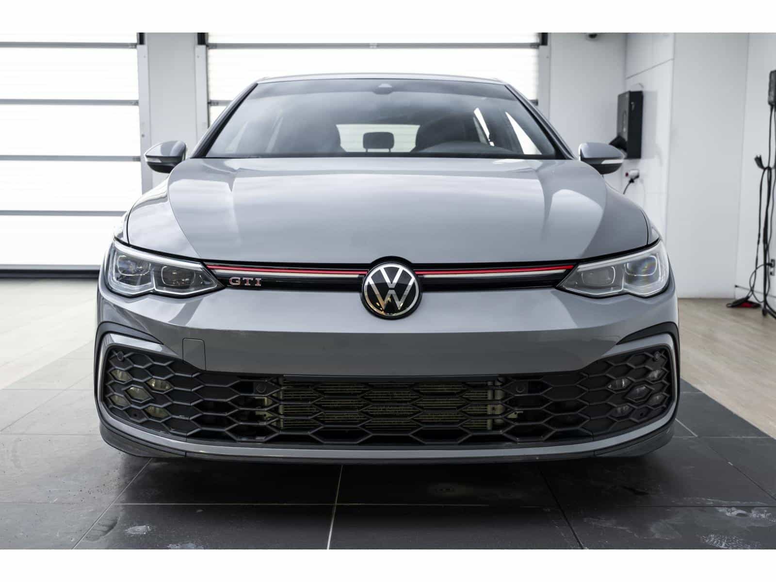 2022 Volkswagen GTI Autobahn - Image 5