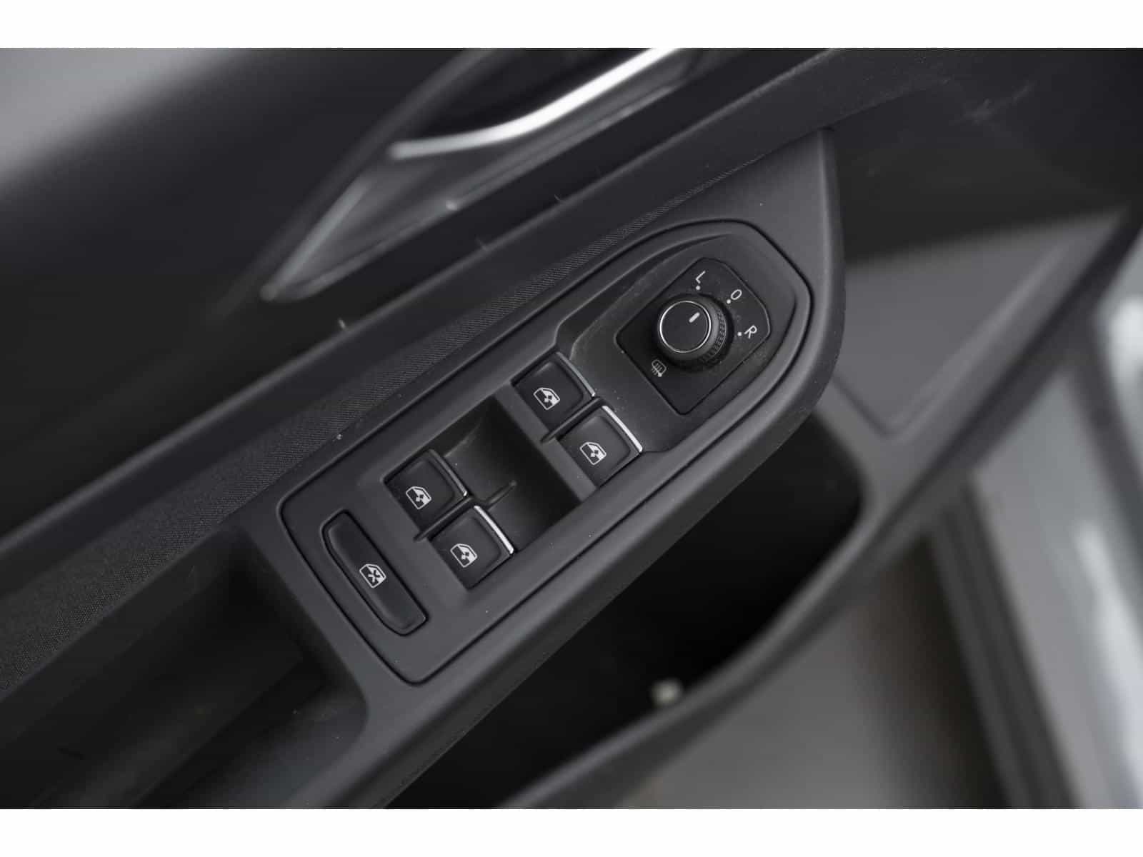 2022 Volkswagen GTI Autobahn - Image 21