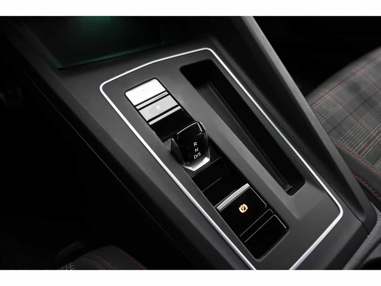 2022 Volkswagen GTI Autobahn - Image 24