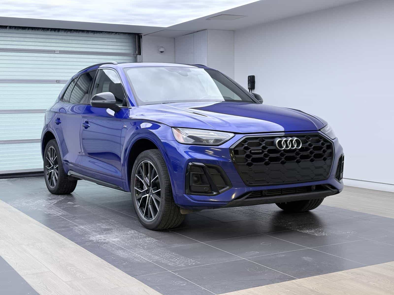 2022 Audi Q5 Progressiv 45 - Image 1