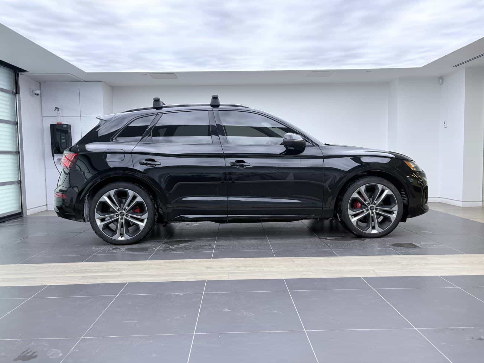 2023 Audi SQ5 Technik - Image 5