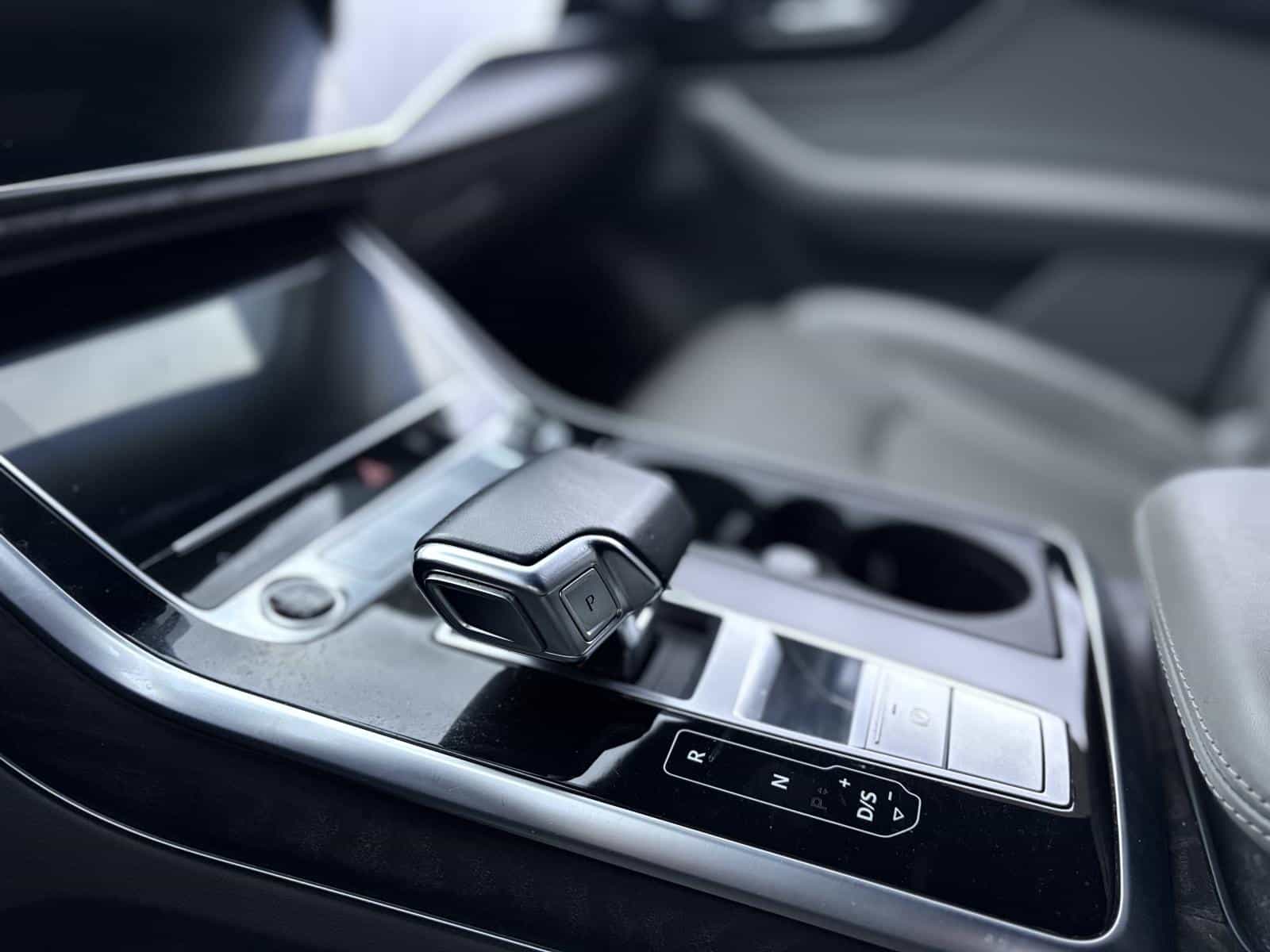 2022 Audi Q7 55 Technik - Image 9