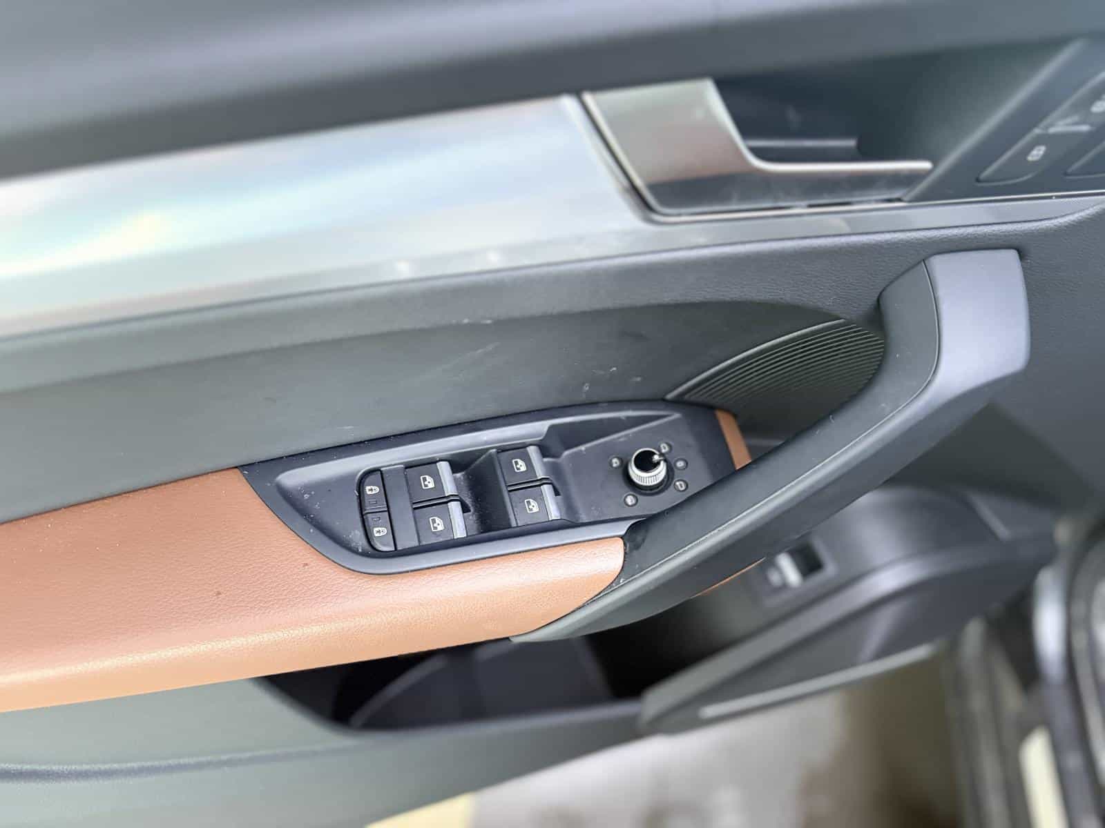 2022 Audi Q5 45 Technik - Image 19