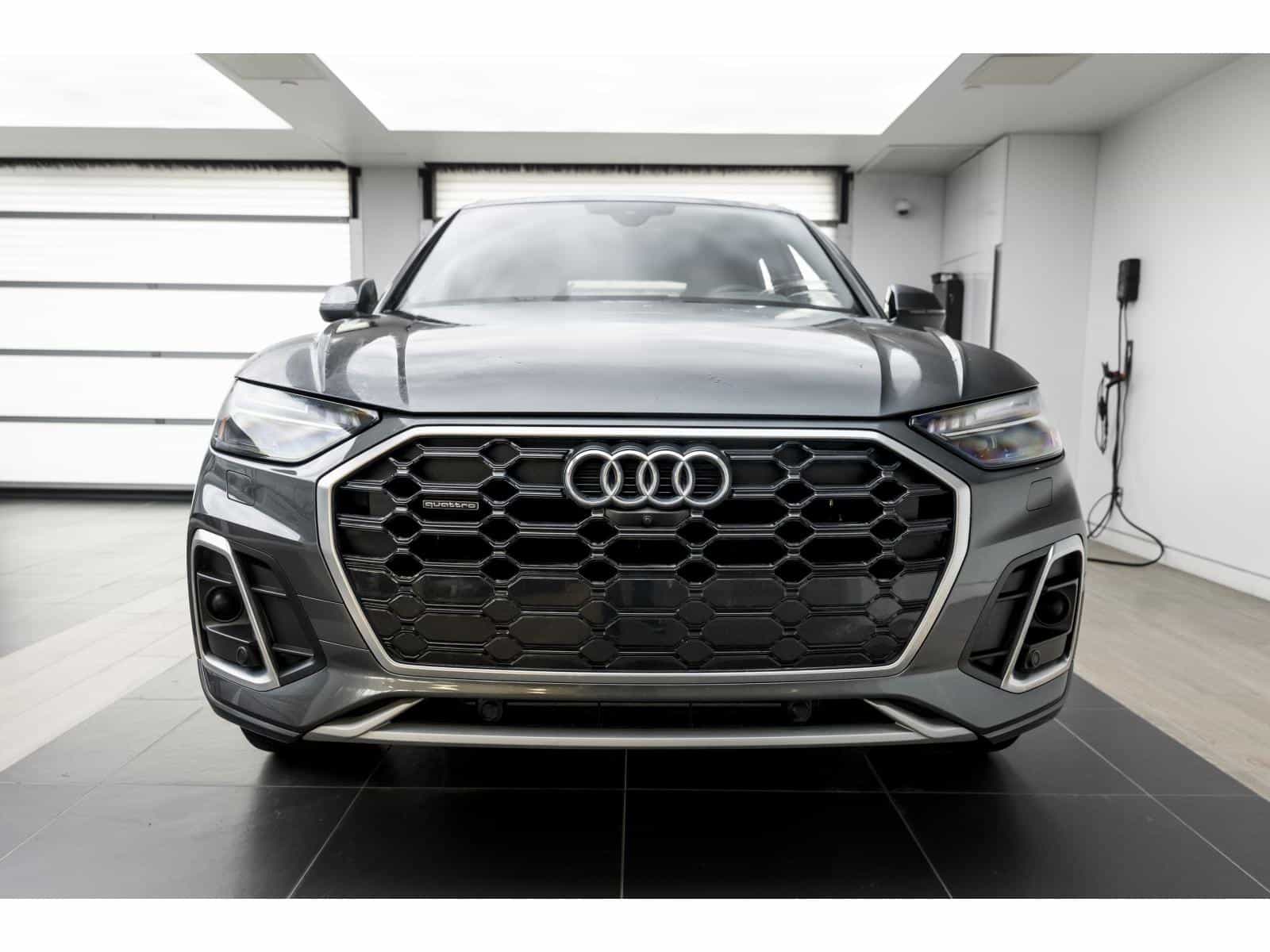 2022 Audi Q5 45 Technik - Image 5