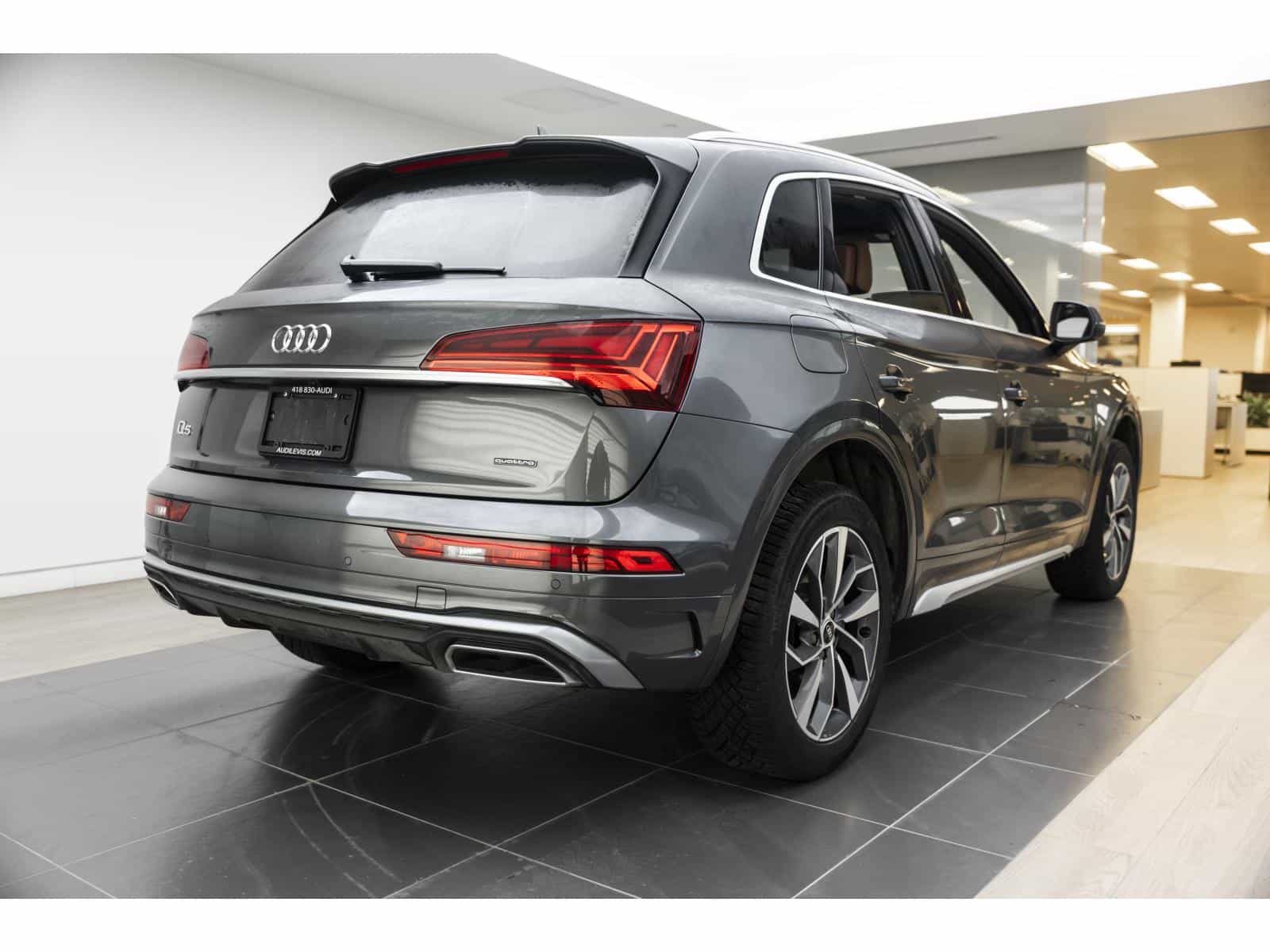 2022 Audi Q5 45 Technik - Image 9