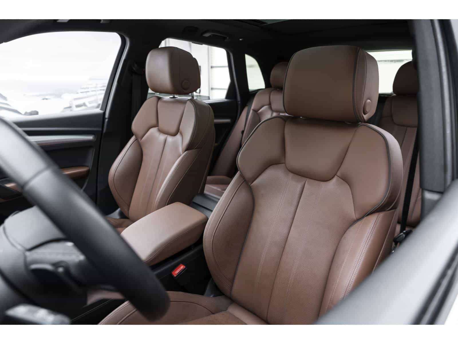 2022 Audi Q5 45 Technik - Image 16