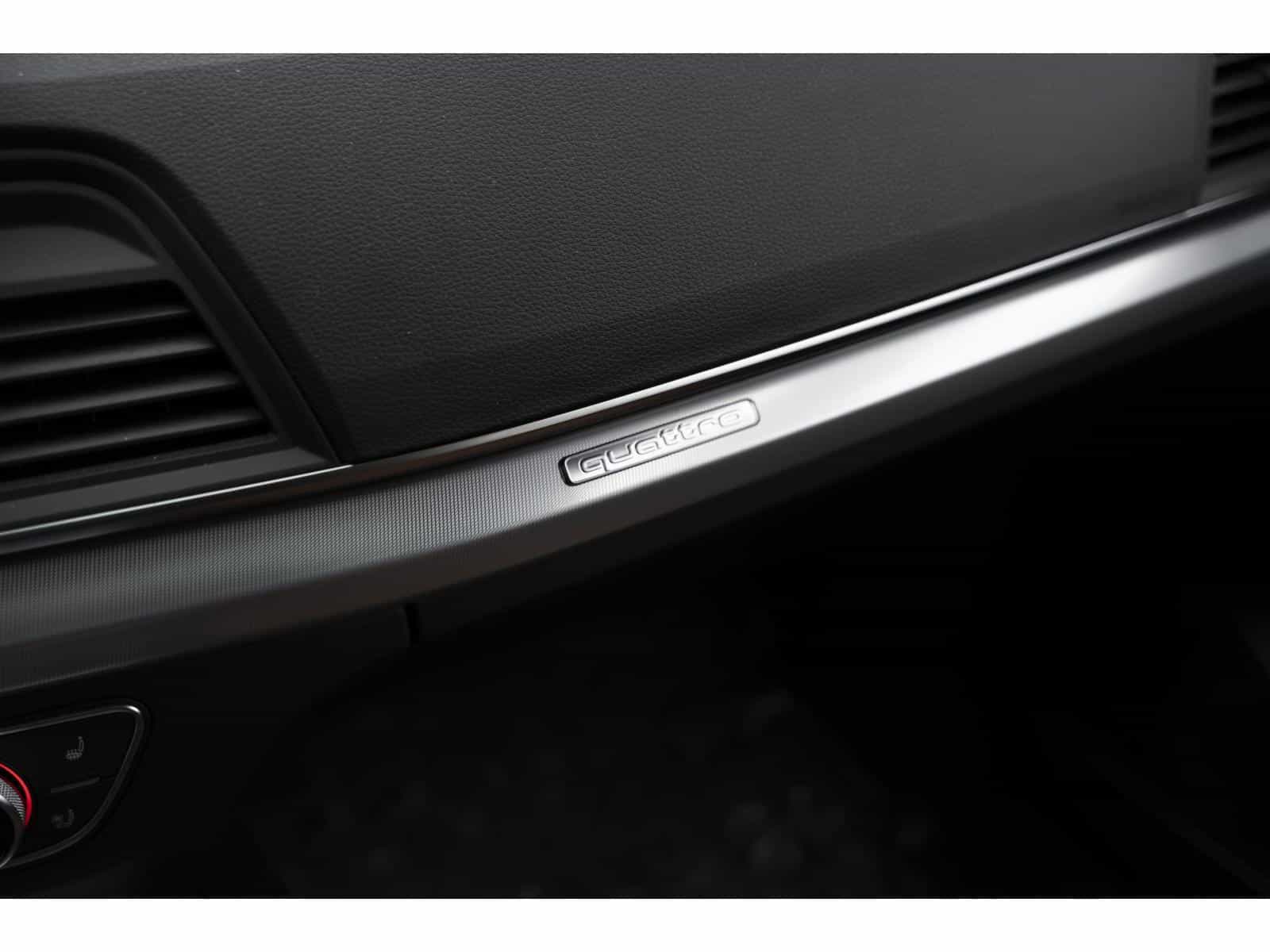 2022 Audi Q5 45 Technik - Image 25