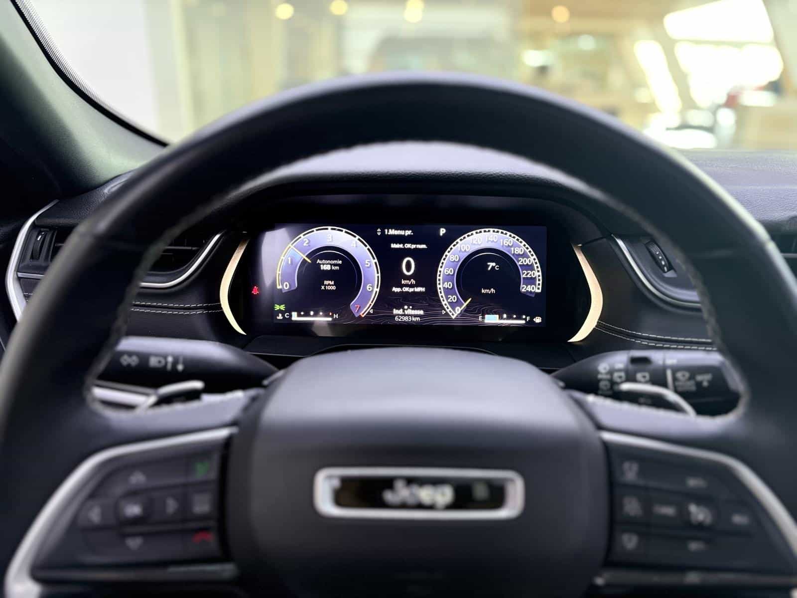 2022 Jeep Grand Altitude - Image 19