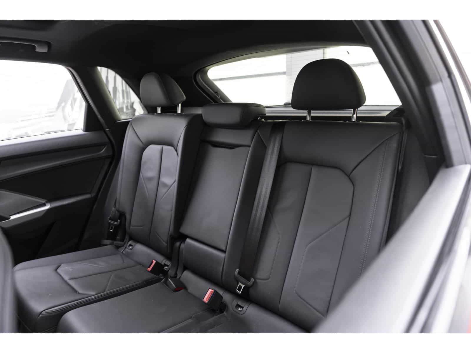 2023 Audi Q3 Komfort 45 - Image 14