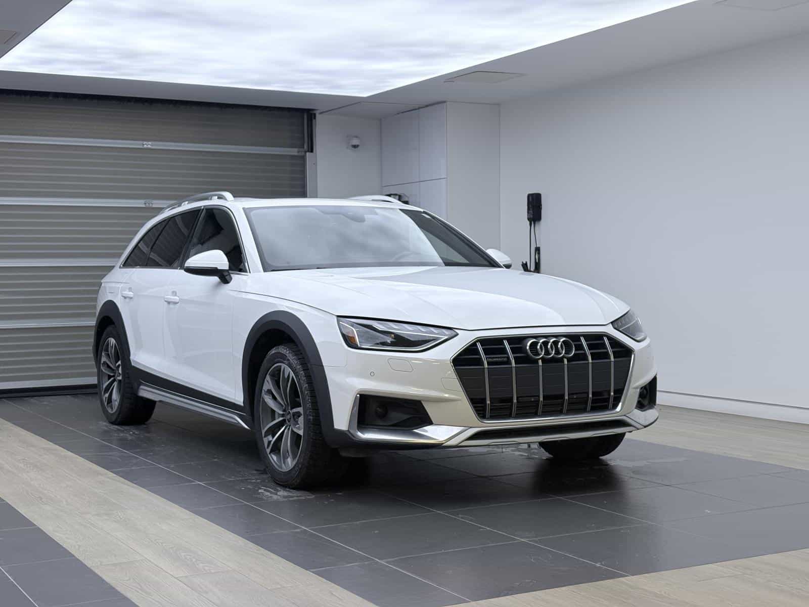 2023 Audi A4 Allroad 45 Progressiv - Image 1
