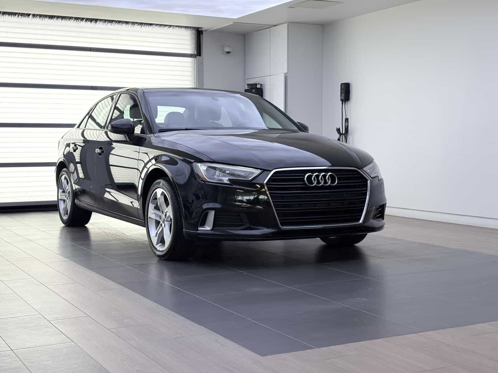 Image 1 Audi A3 2.0T Komfort 2017