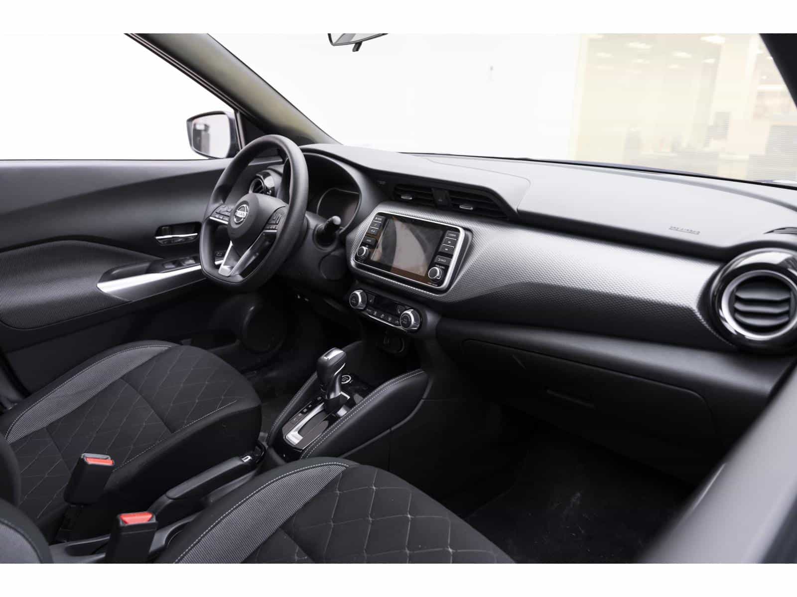 2019 Nissan Kicks SV - Image 10