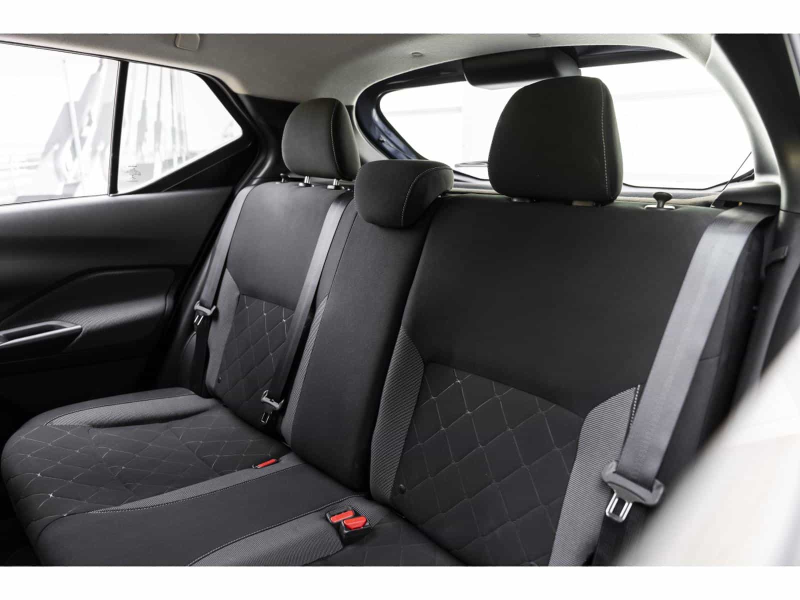 2019 Nissan Kicks SV - Image 11