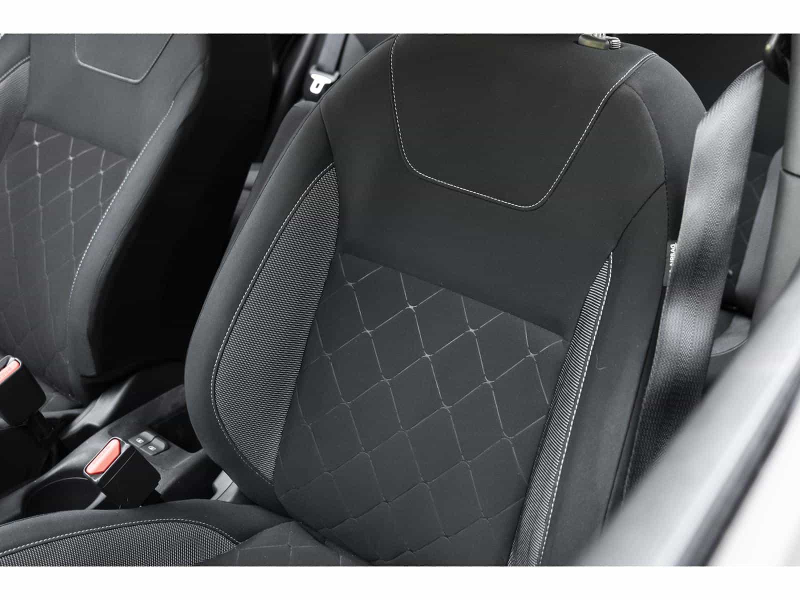 2019 Nissan Kicks SV - Image 13