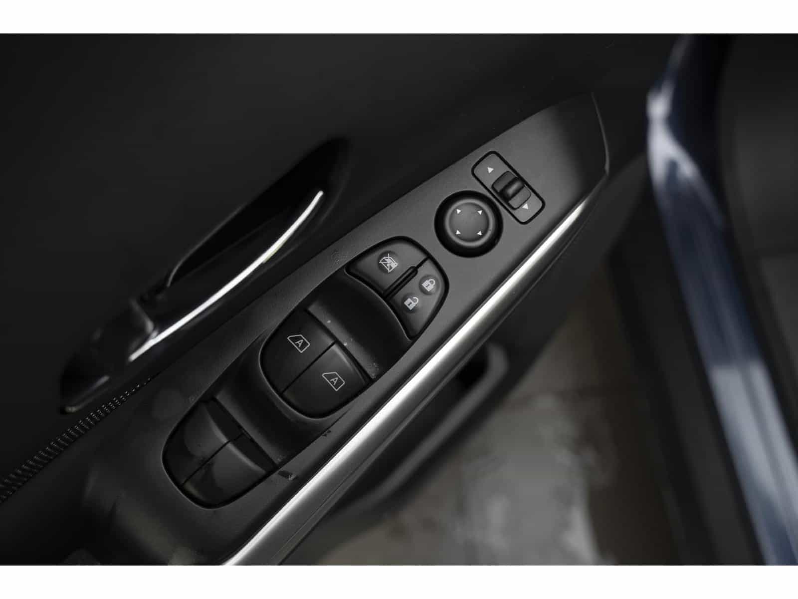 Image 20 Nissan Kicks SV 2019