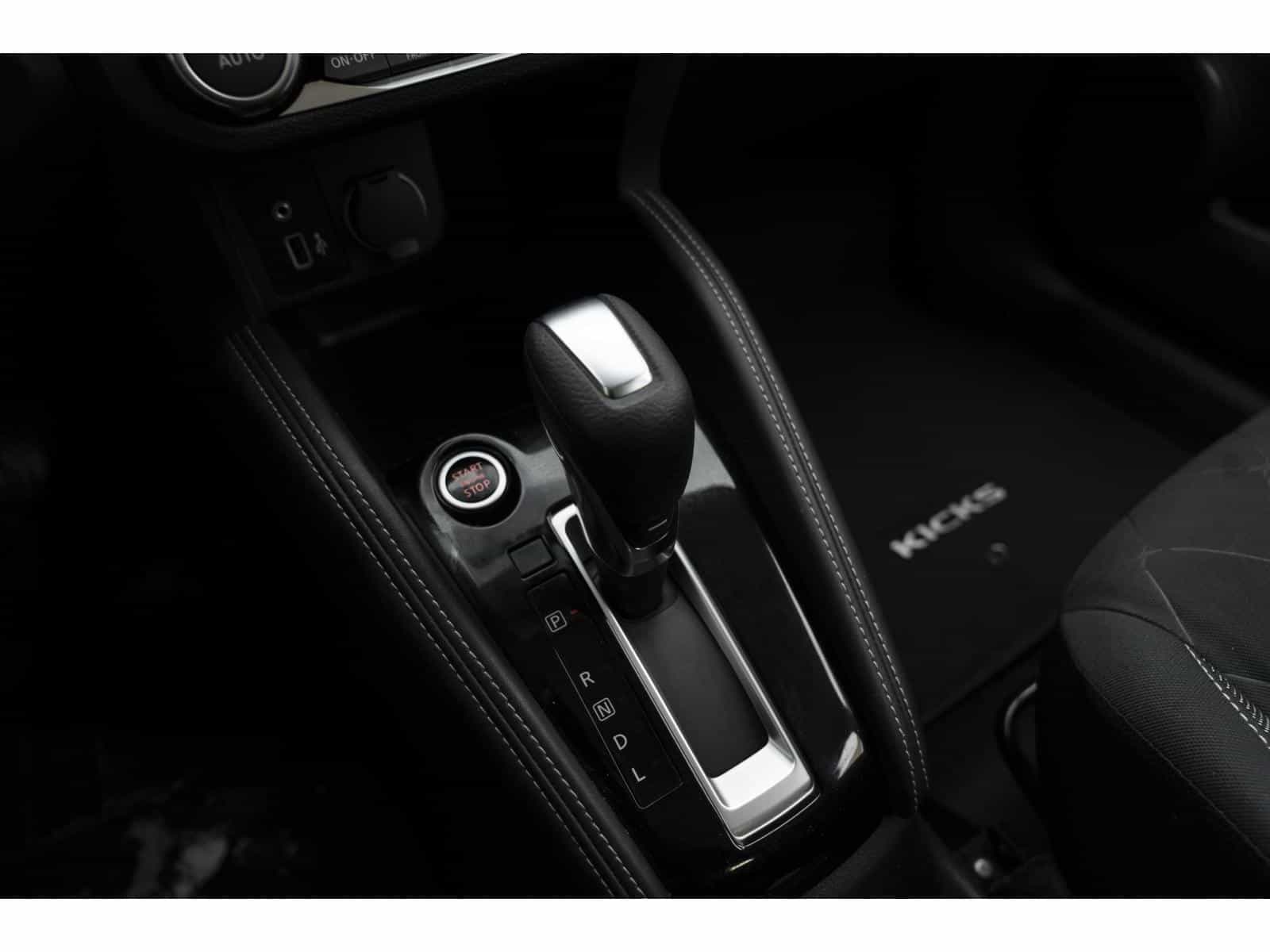 Image 22 Nissan Kicks SV 2019