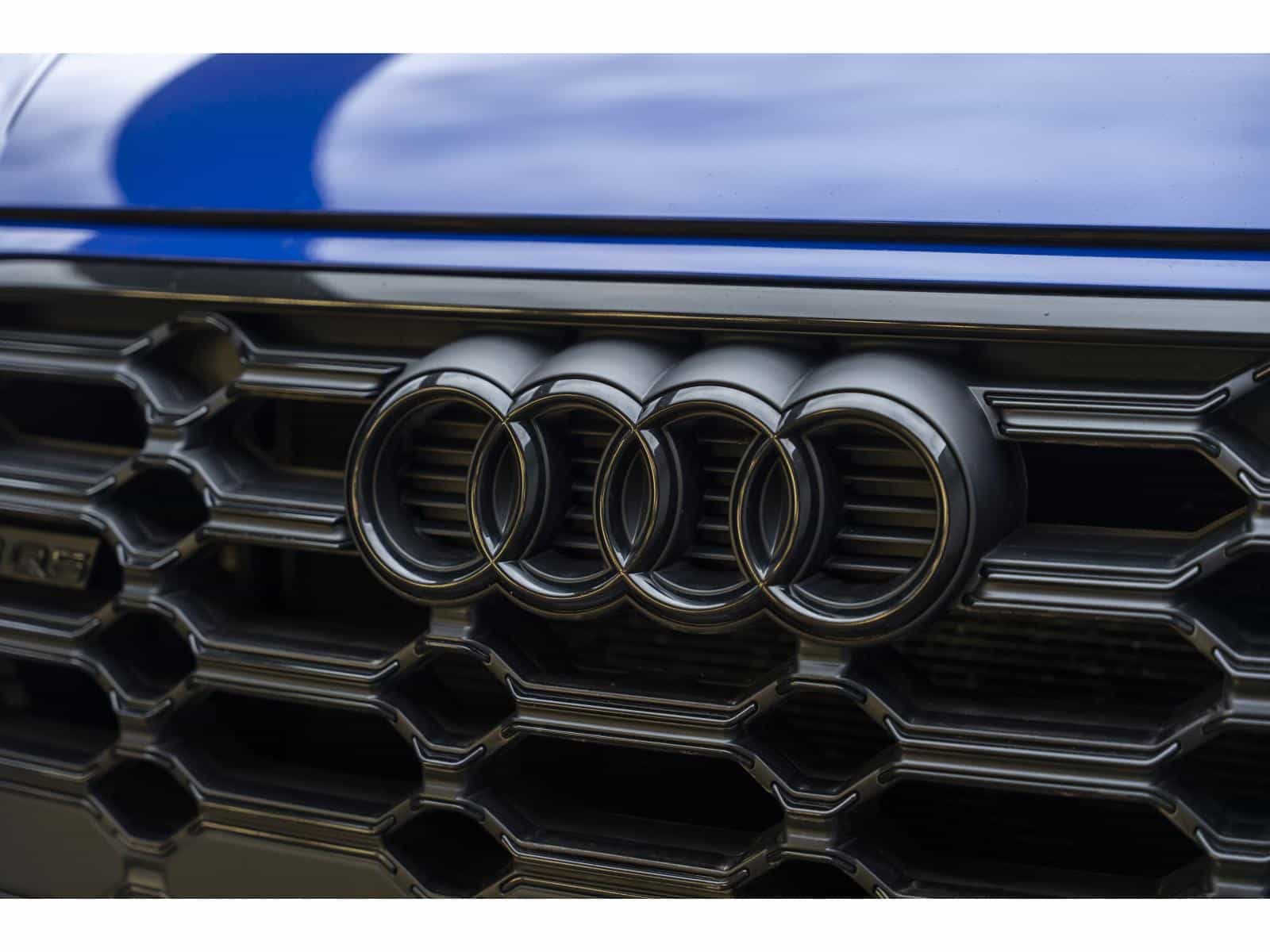 2023 Audi SQ5 Progressiv - Image 3