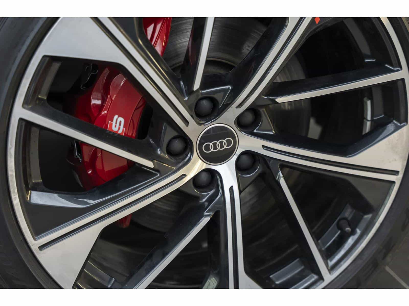 2023 Audi SQ5 Progressiv - Image 7