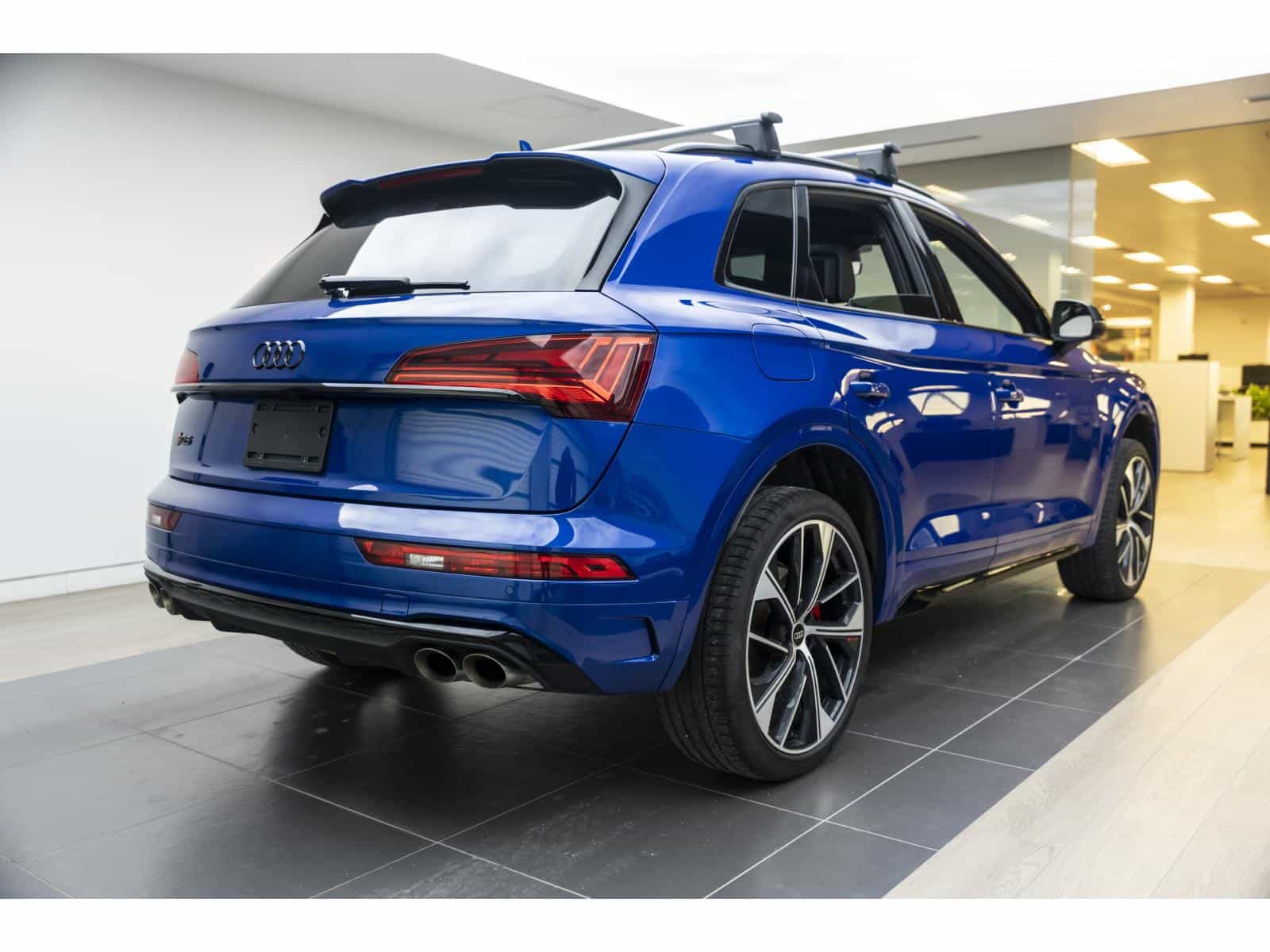 2023 Audi SQ5 Progressiv - Image 9