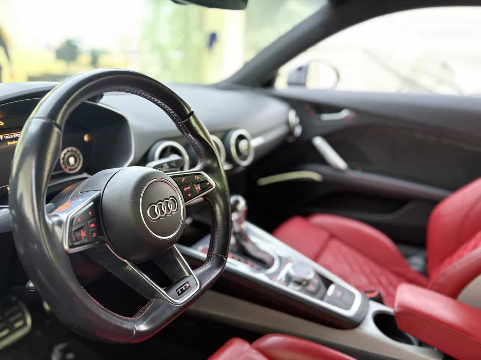 Image 16 Audi TTS Base 2017