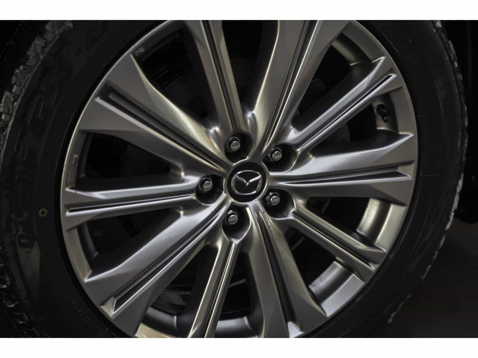 2022 Mazda CX-5 Signature - Image 6