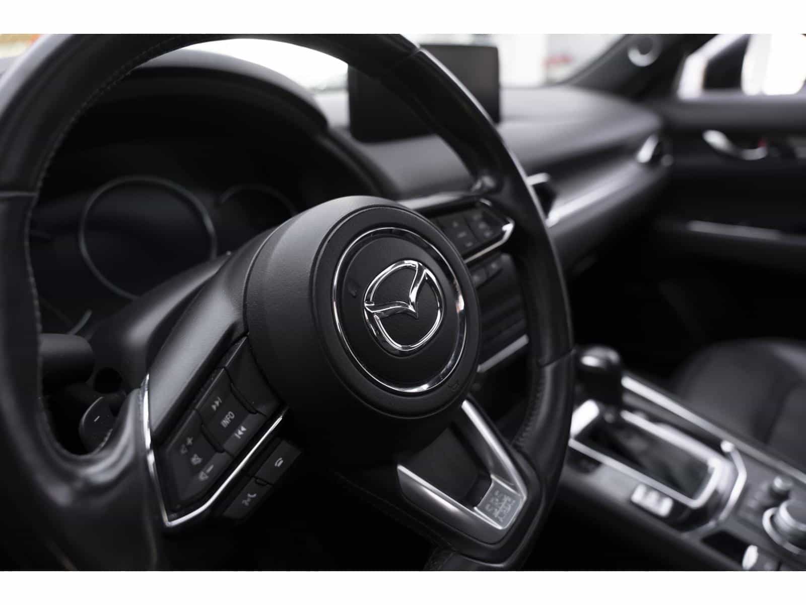 2022 Mazda CX-5 Signature - Image 15