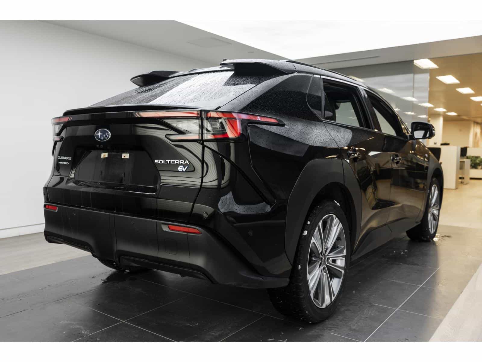 2024 Subaru Solterra Technology - Image 8