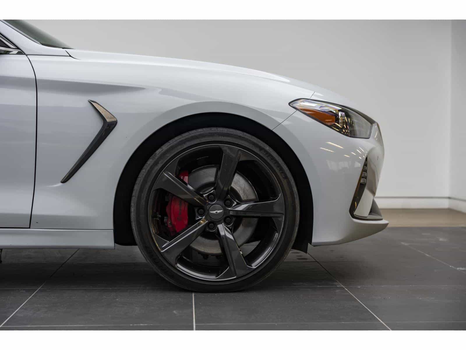 2021 Genesis G70 Sport 3.3T - Image 5