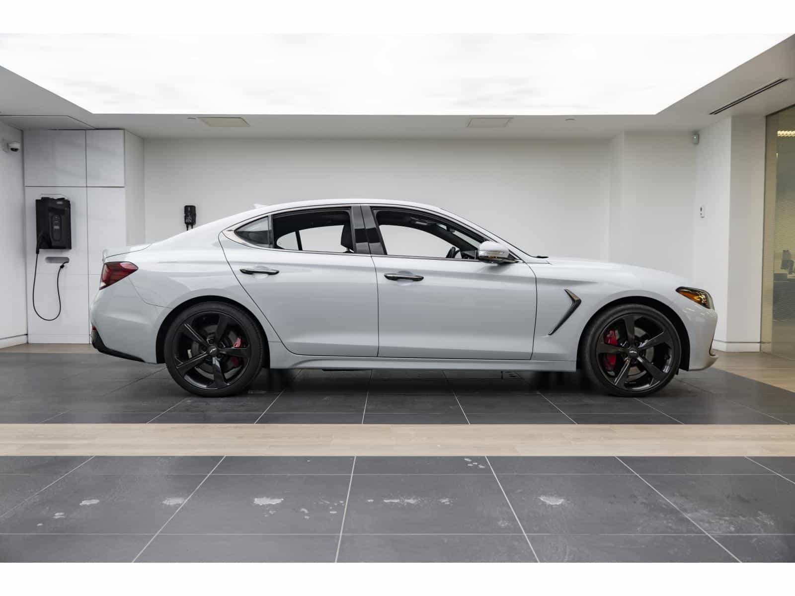 2021 Genesis G70 Sport 3.3T - Image 7