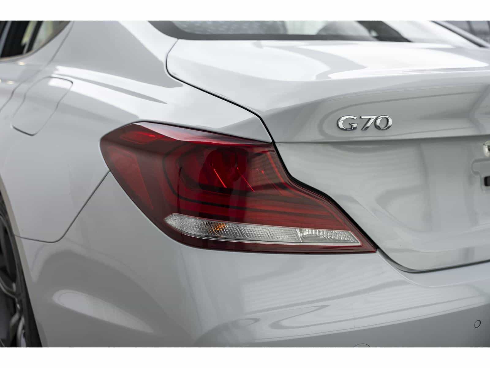 2021 Genesis G70 Sport 3.3T - Image 10