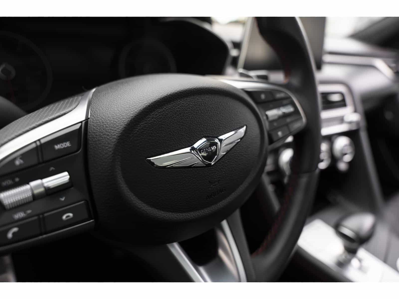 2021 Genesis G70 Sport 3.3T - Image 17