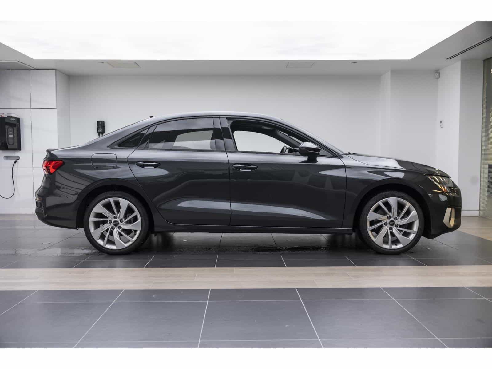 Image 8 Audi A3 Komfort 40 2023