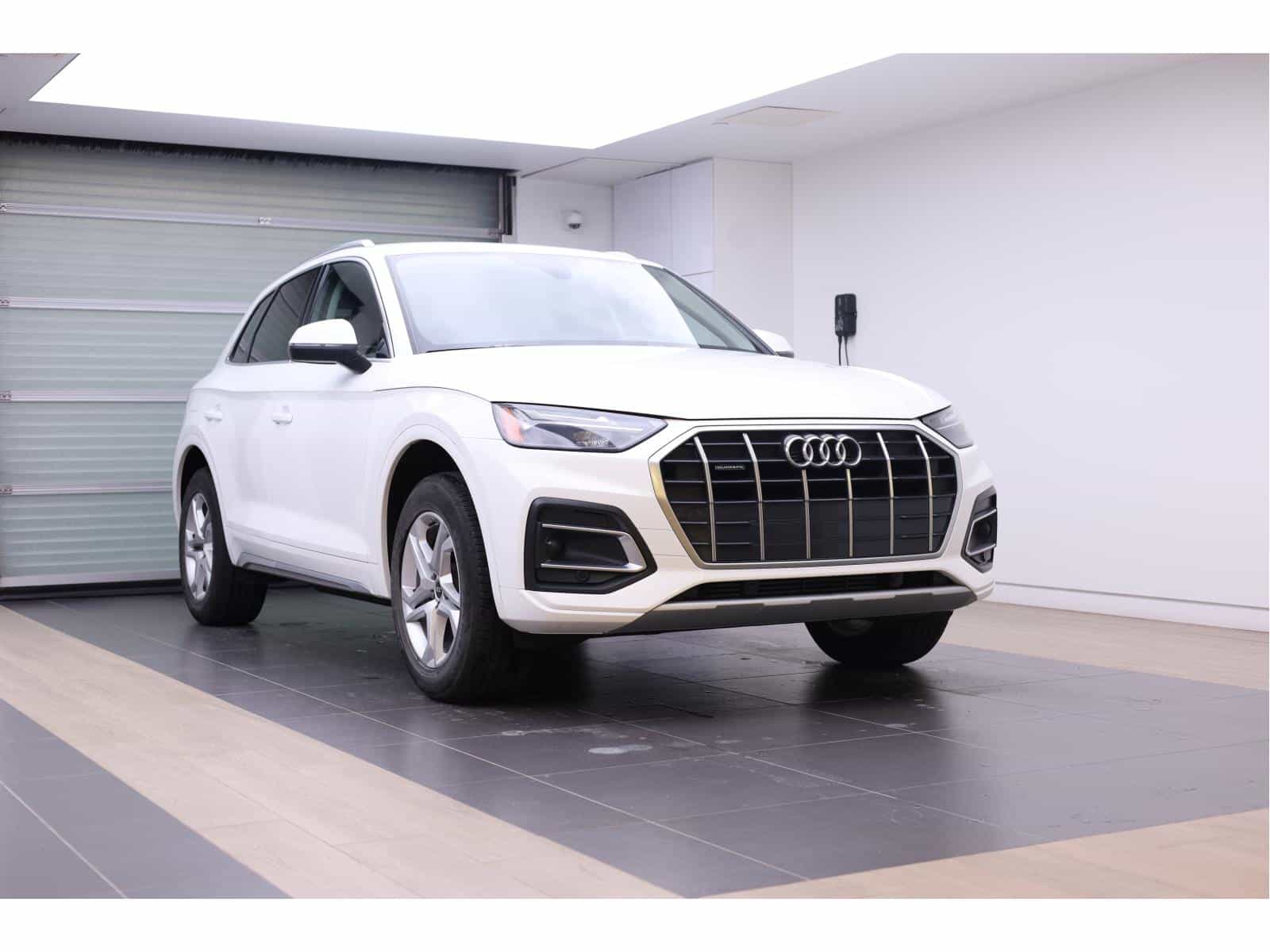 2022 Audi Q5 45 Komfort- Ensemble Commodite- Cuir- Carplay- Qua - Image 1