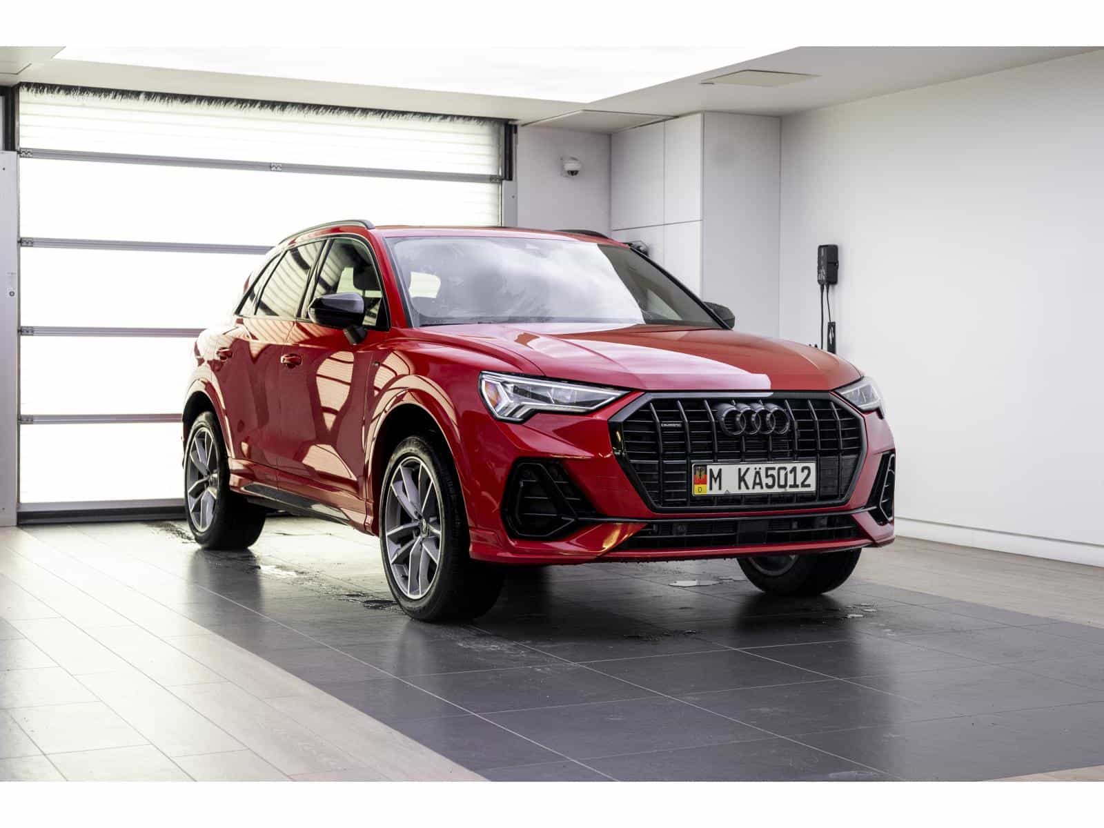 2024 Audi Q3 45 Komfort - Image 1