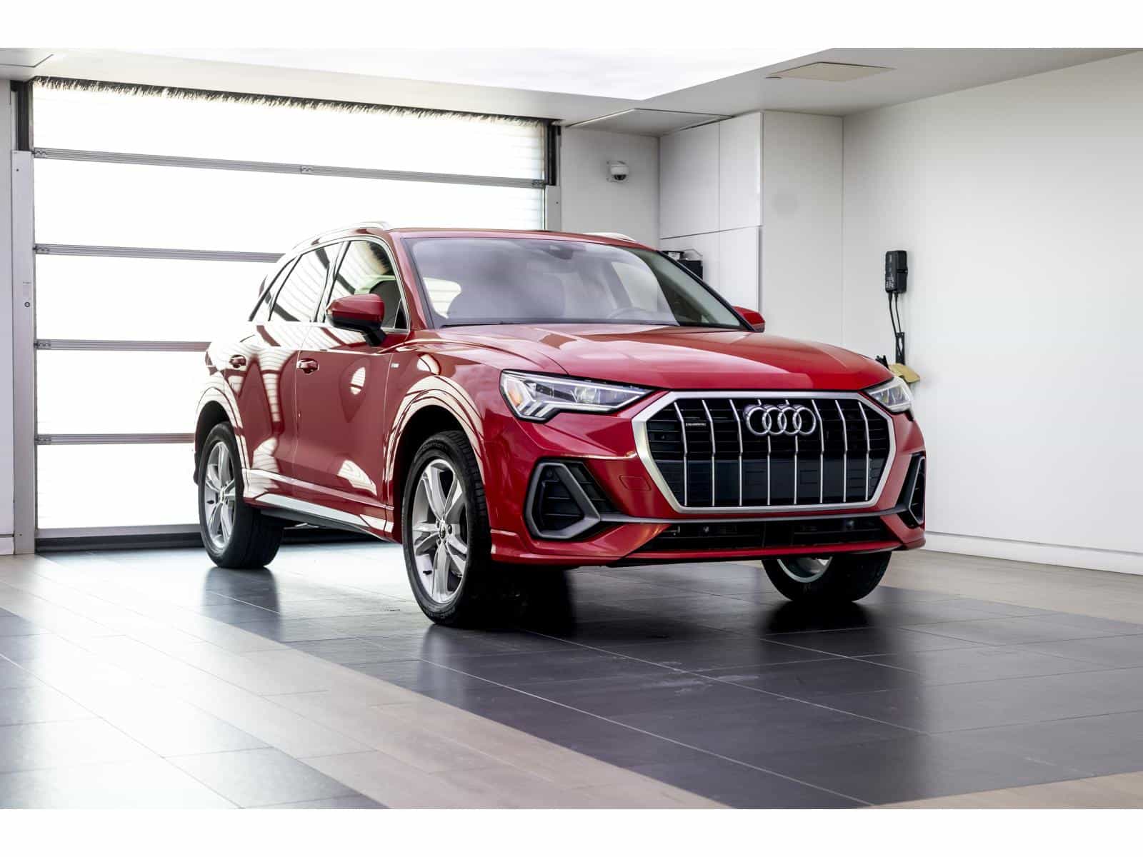 2021 Audi Q3 Progressiv 45 - Image 1