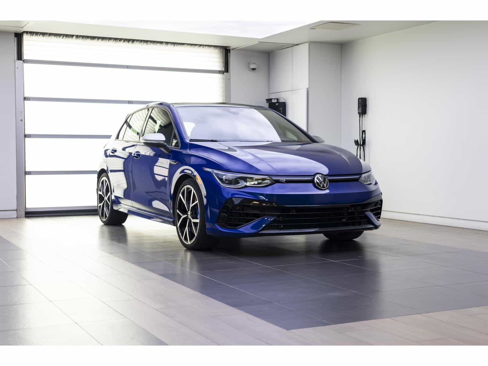 2024 Volkswagen Golf R Base - Image 1