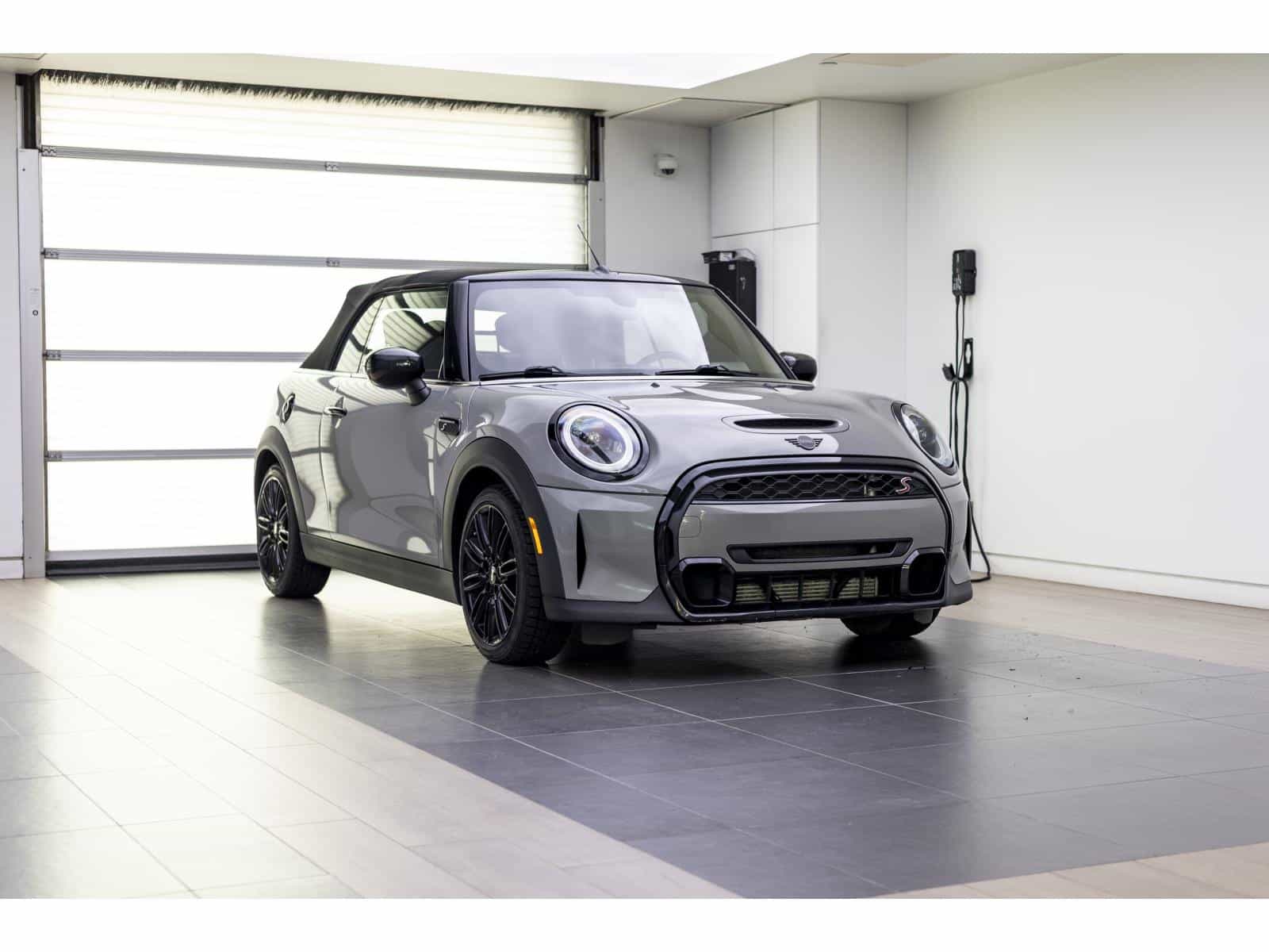 2022 Mini Cooper S Cooper S - Image 1