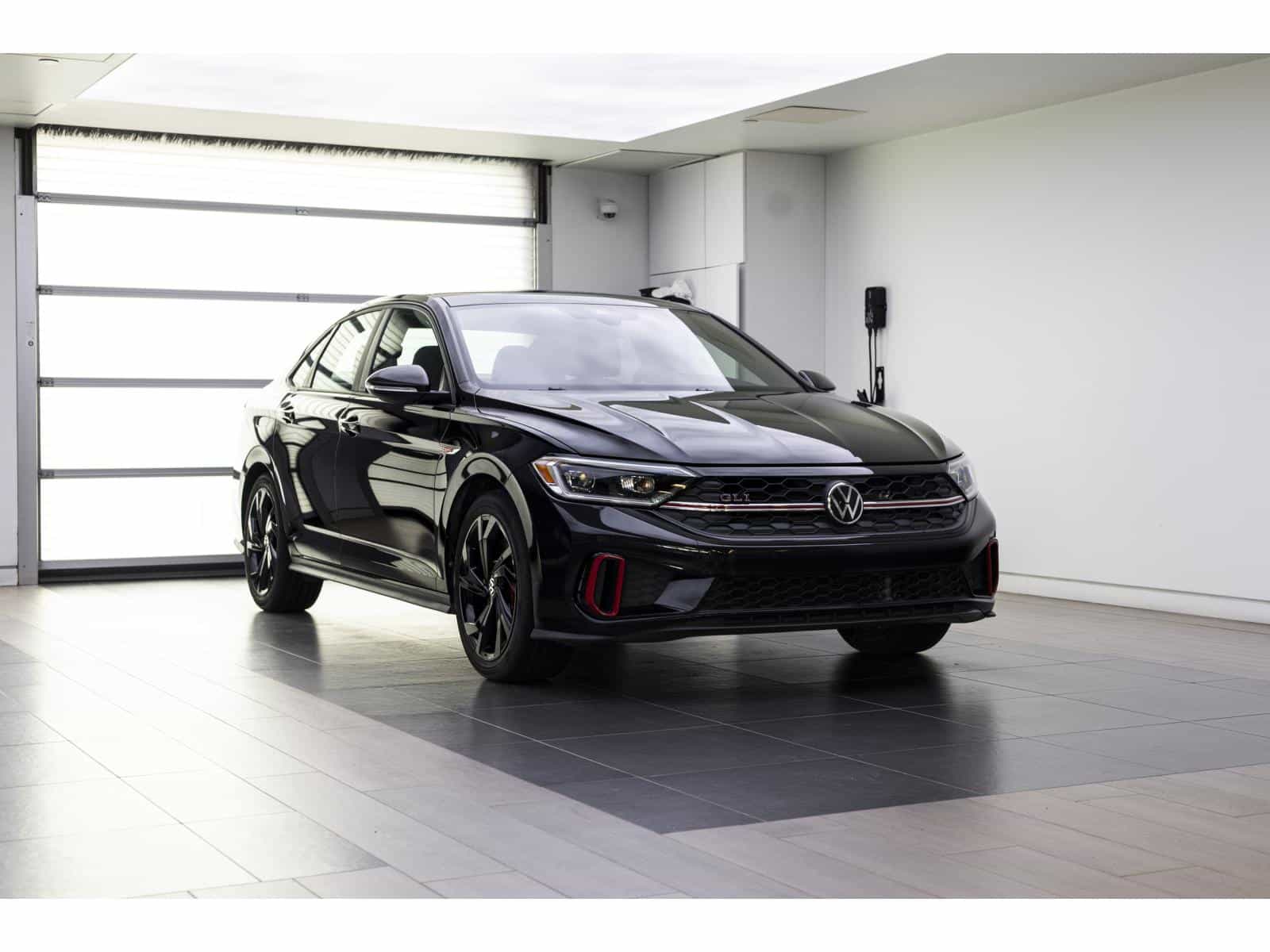 2024 Volkswagen Jetta 2.0T 7Sp at DSG w/Tip - Image 1
