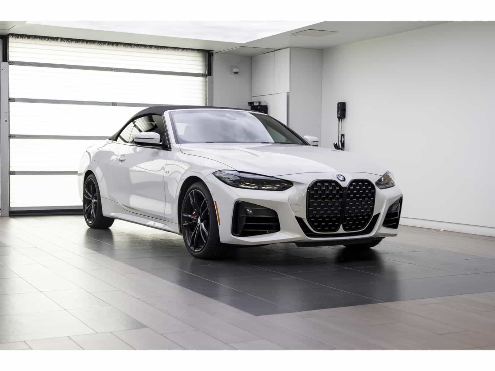 Image 1 BMW M440Xi M440i xDrive cabriolet Premium Enhanced Package 2024