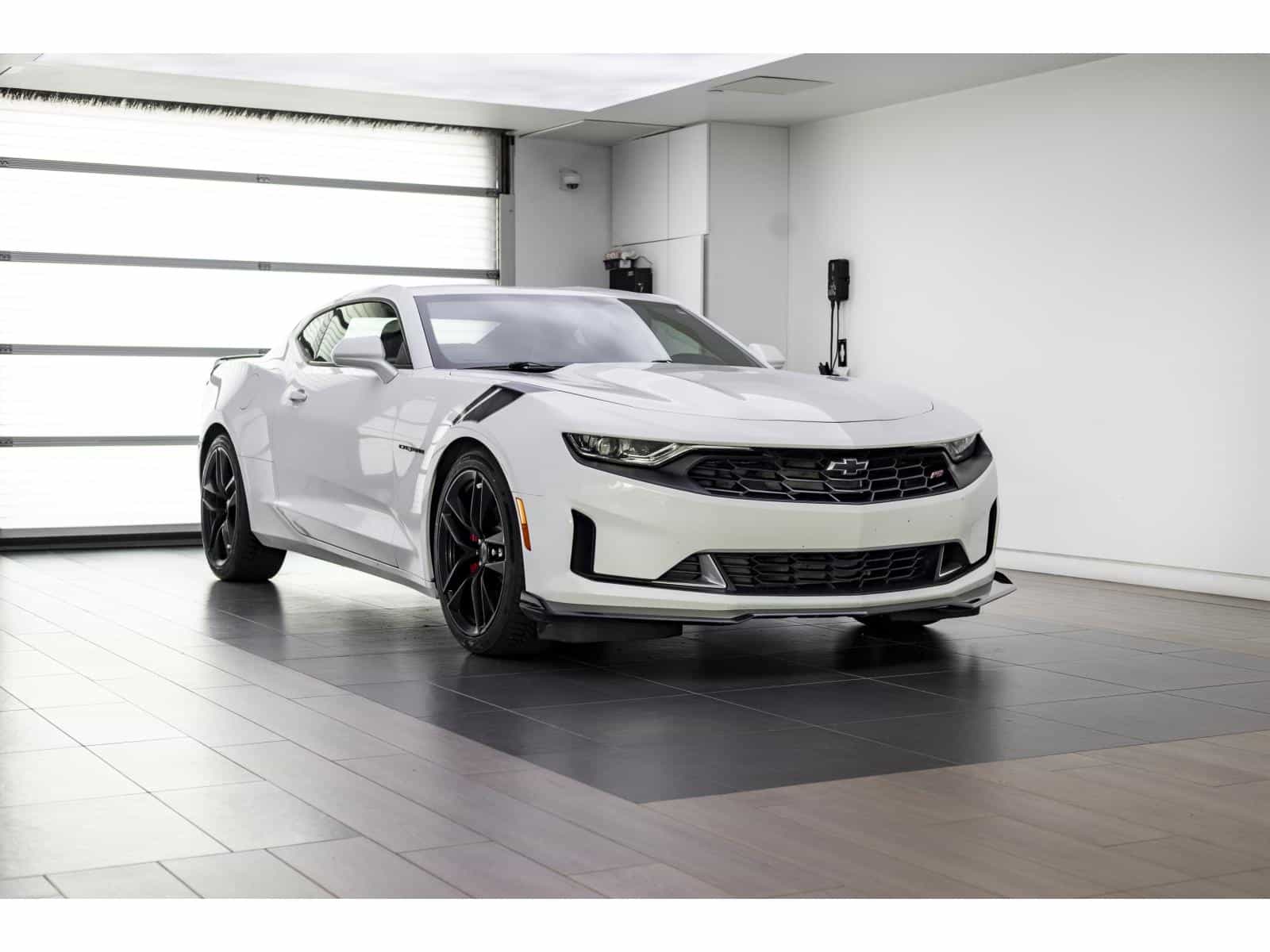 2023 Chevrolet Camaro 1LT - Image 1