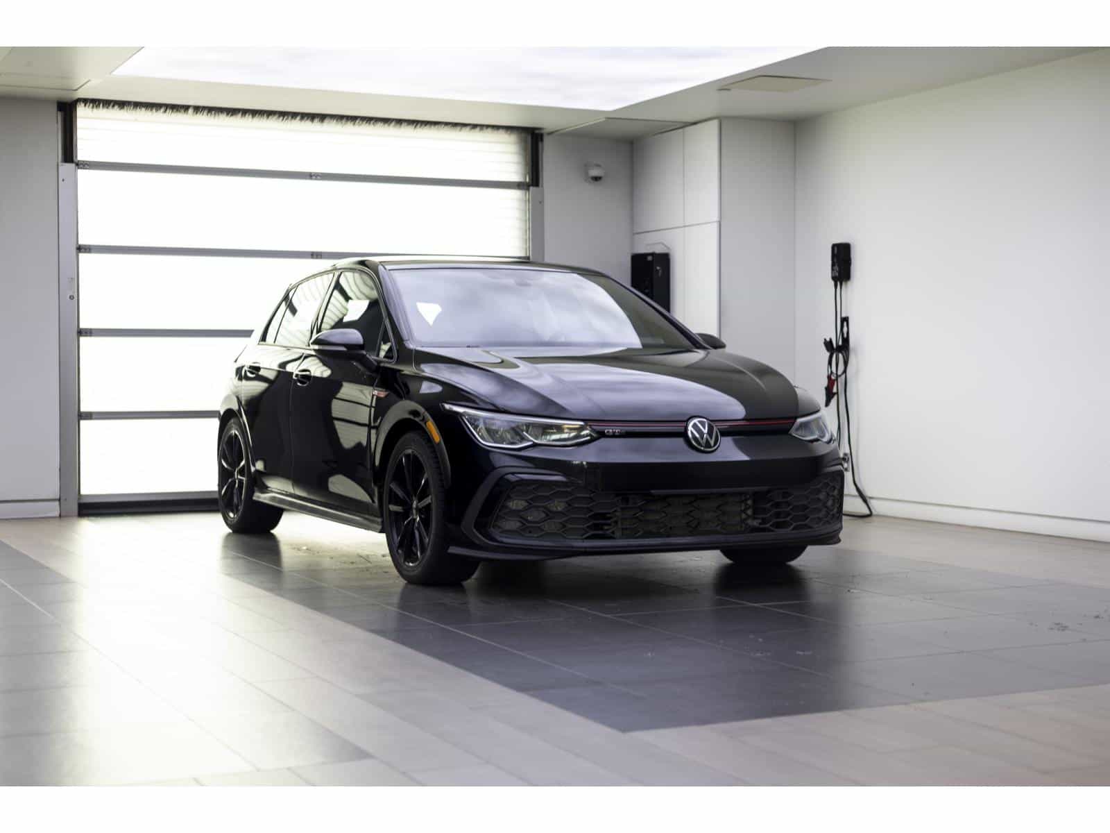 2023 Volkswagen Golf GTI Base - Image 1