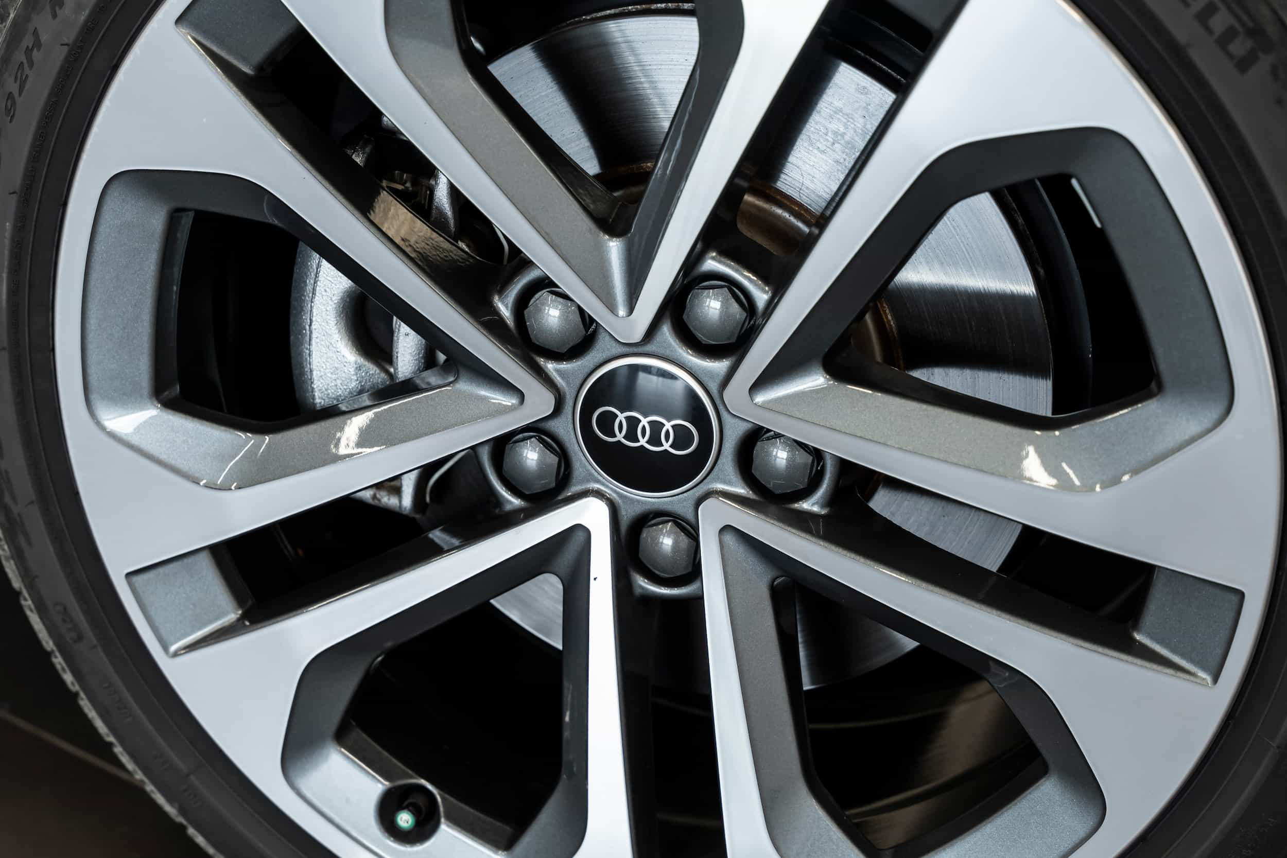 2025 Audi A3 40 TFSI quattro Vorsprung - Image 7