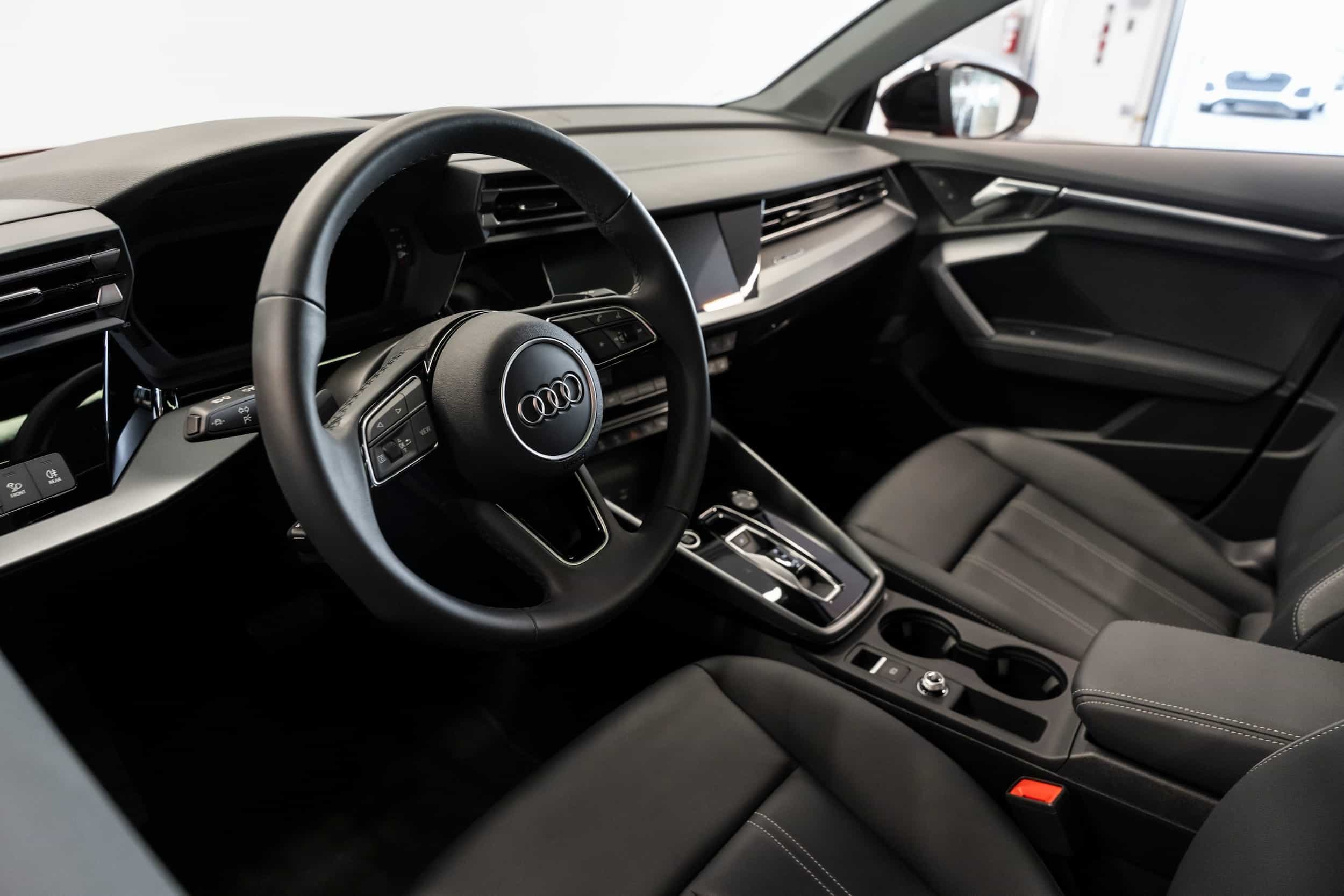 2025 Audi A3 40 TFSI quattro Vorsprung - Image 14