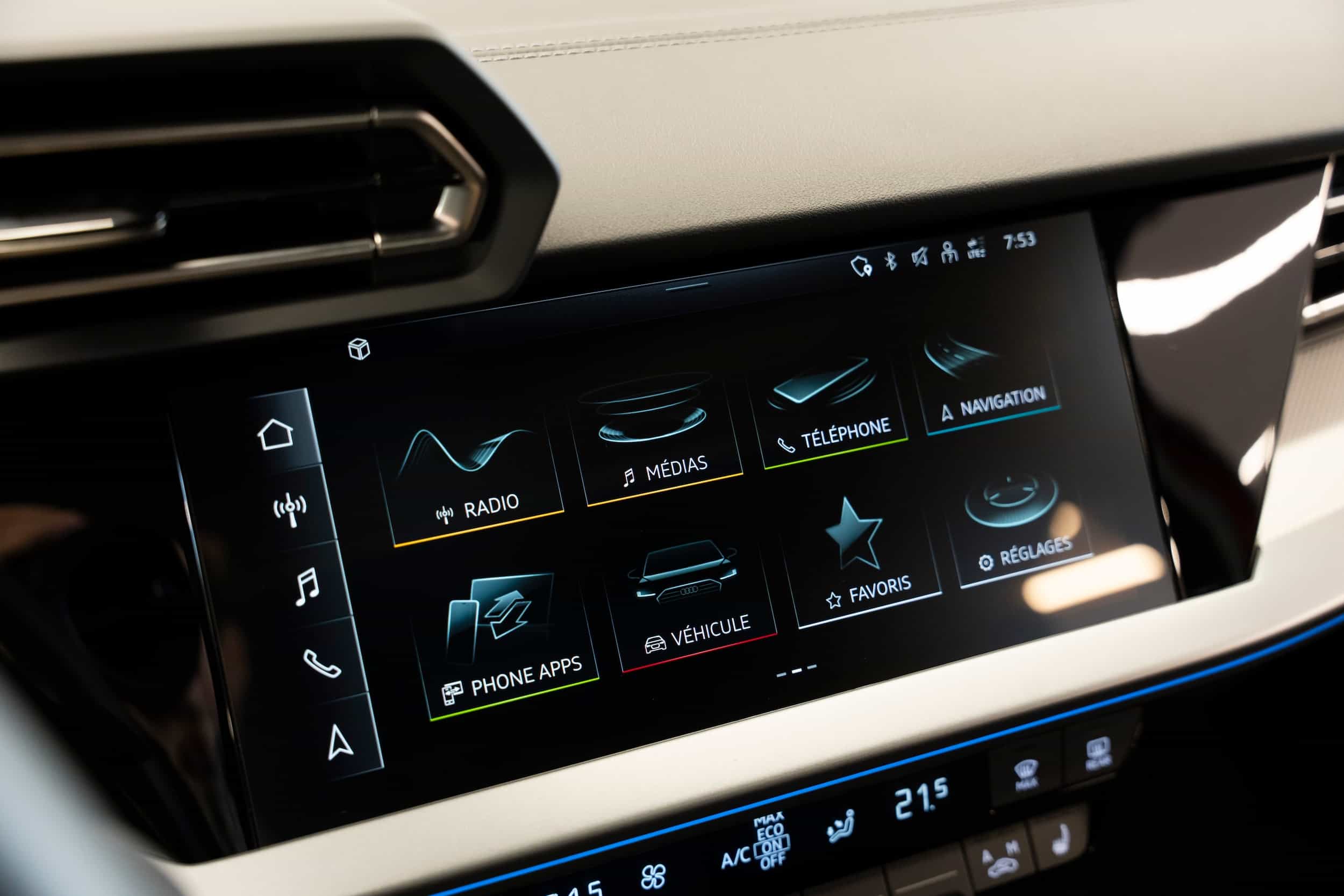 2025 Audi A3 40 TFSI quattro Vorsprung - Image 22