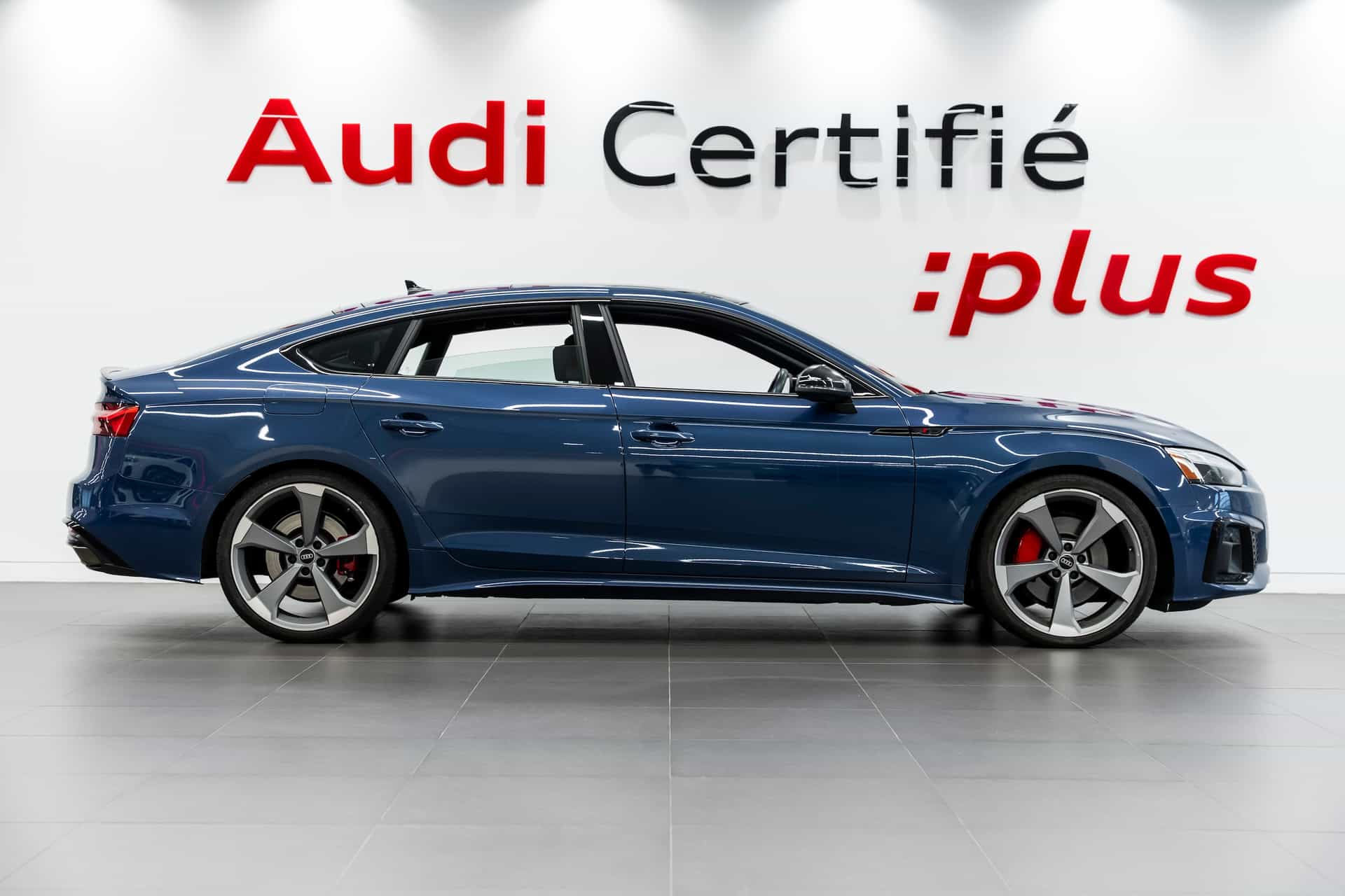 2023 Audi A5 45 Progressiv - Image 3