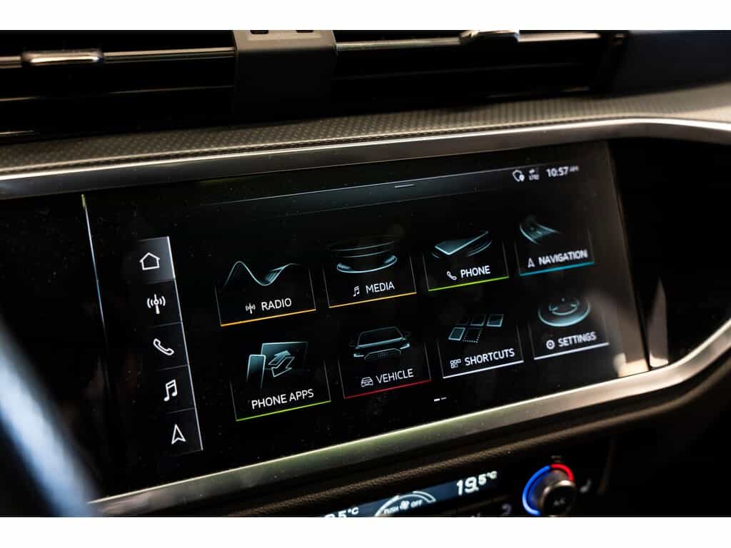 2021 Audi Q3 45 Technik - Image 23